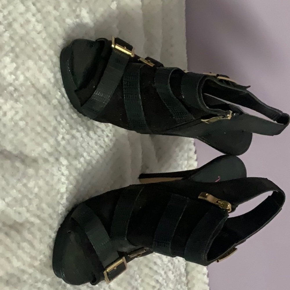 Just fab size 8.5 Paploma, heel 5 inches.